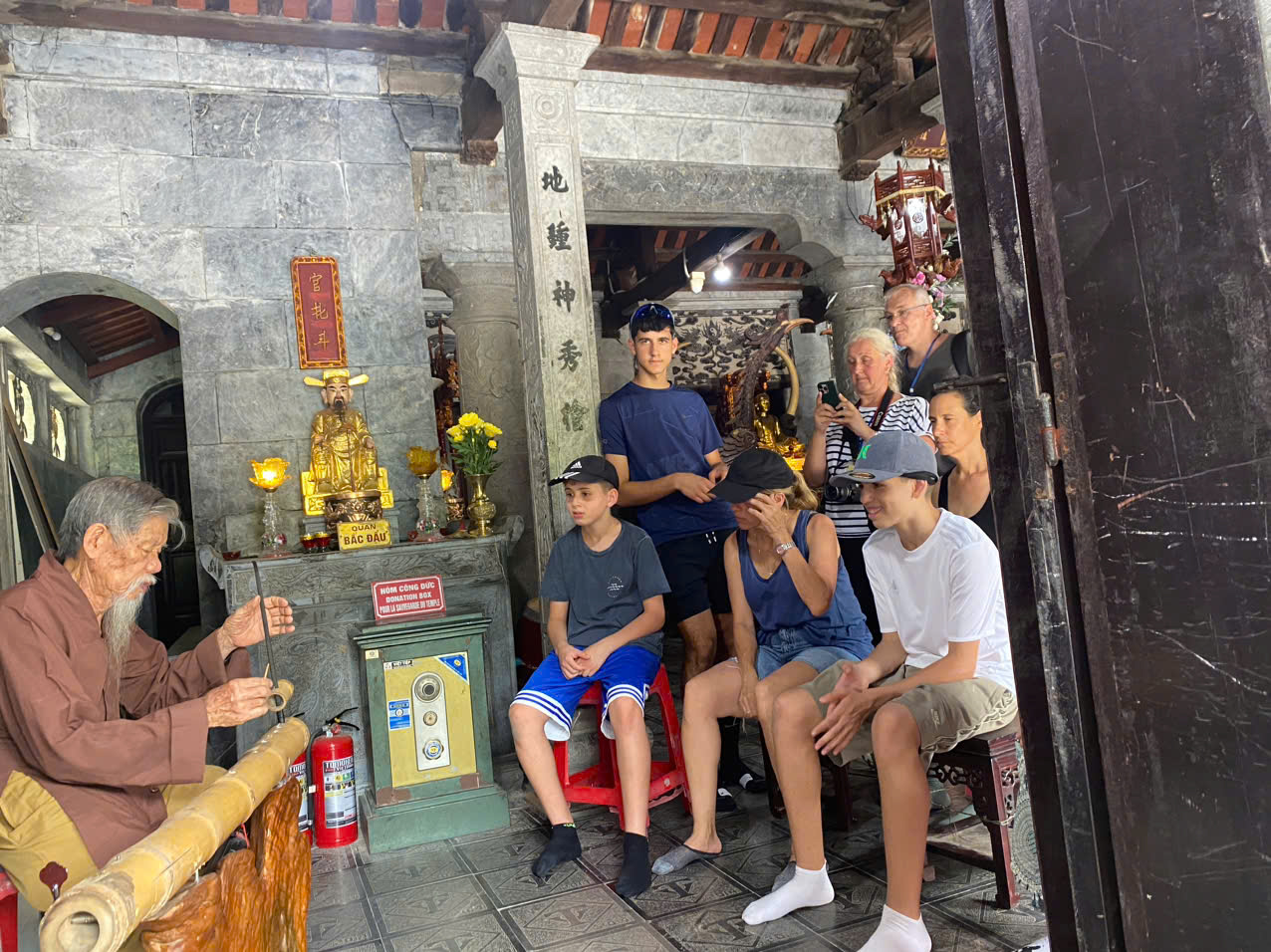 gen-h-z6895668147356_5edfc1b7b570ec0dbad1ee1dcb1bbe86