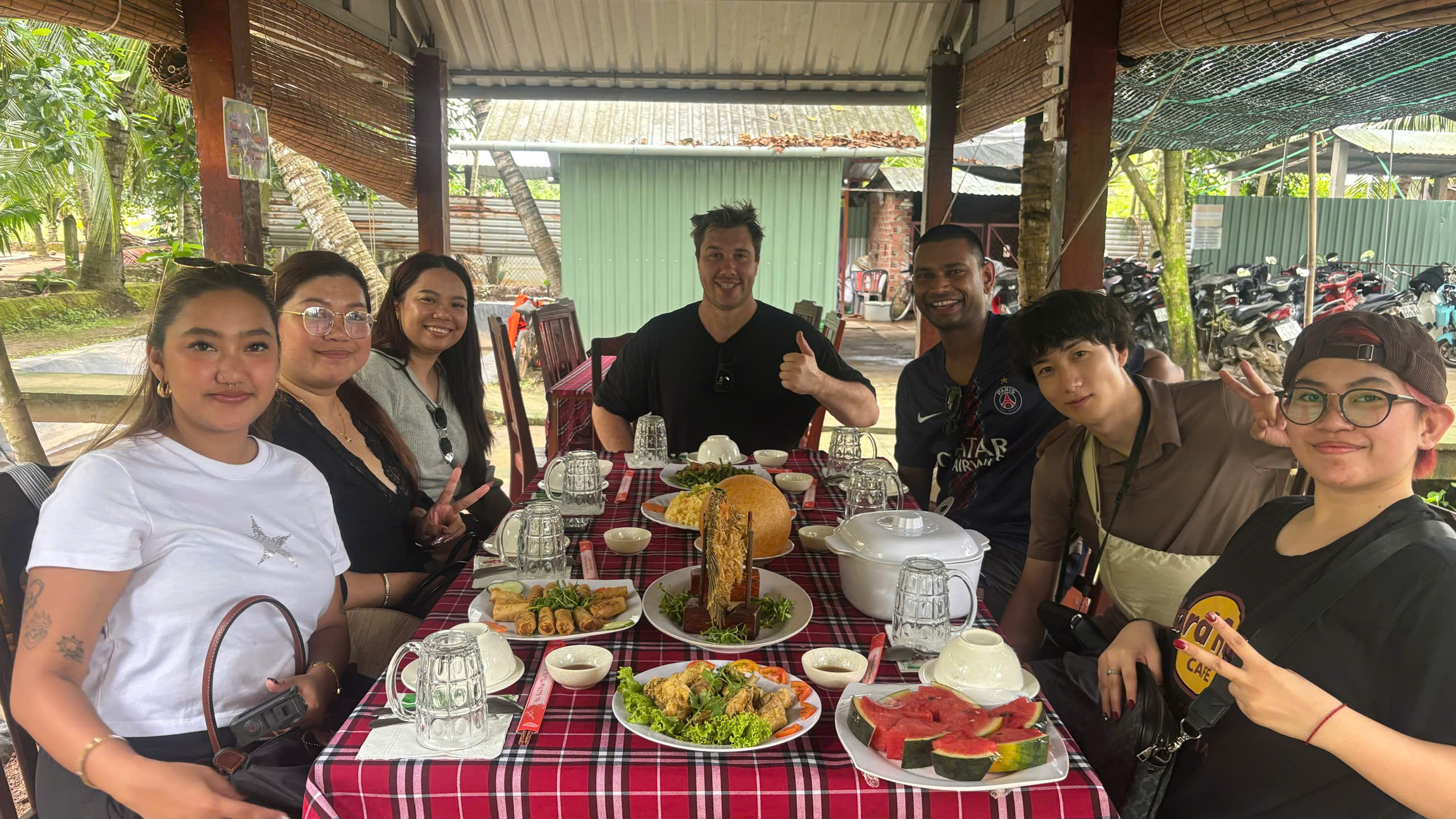 z7153511251226_5e829e633ccda3a8b64d225ba63945d2